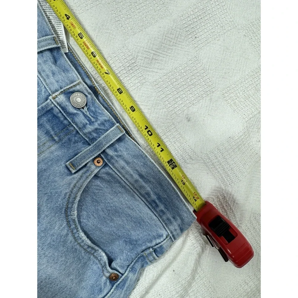 Levis small spot